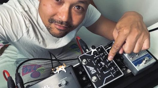 Posido Vega reviewing the Aguilar AG Preamp DI pedal