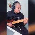 Posido Vega - Playing a slap bass groove