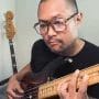 Posido Vega - Practicing the bass guitar